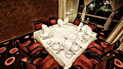 رستوران هتل هما شیراز رستوران هتل هما شیراز